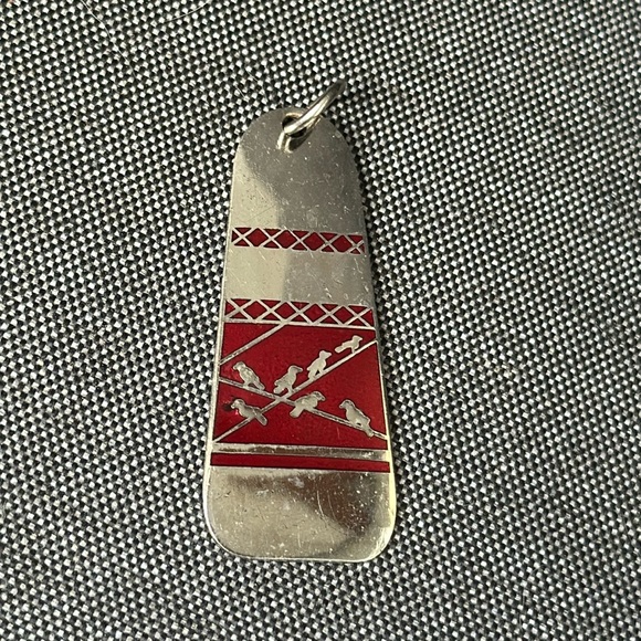 β€οΈVintage Signed Pendant - 7 Birds Silver & Red With Signature - Picture 1 of 8